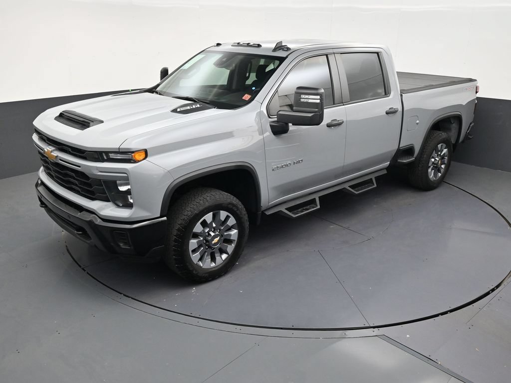 Used 2025 Chevrolet Silverado 2500 Custom w/ Custom Value Package AWD/4WD image 13