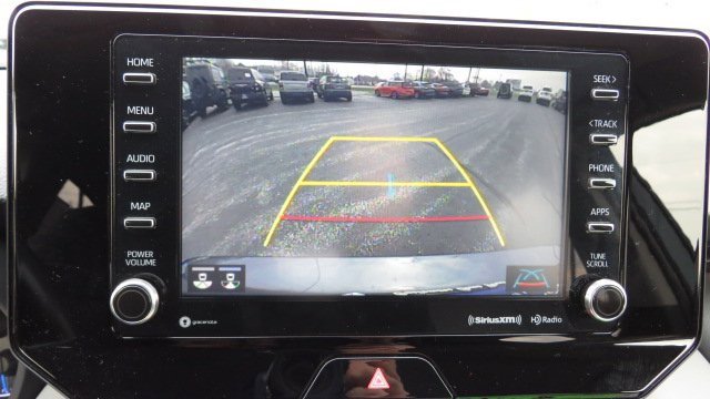 Used 2022 Toyota Venza LE image 12