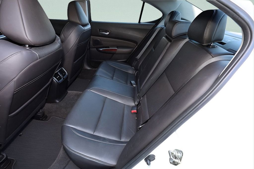 Used 2016 Acura TLX w/ Technology Package FWD image 14