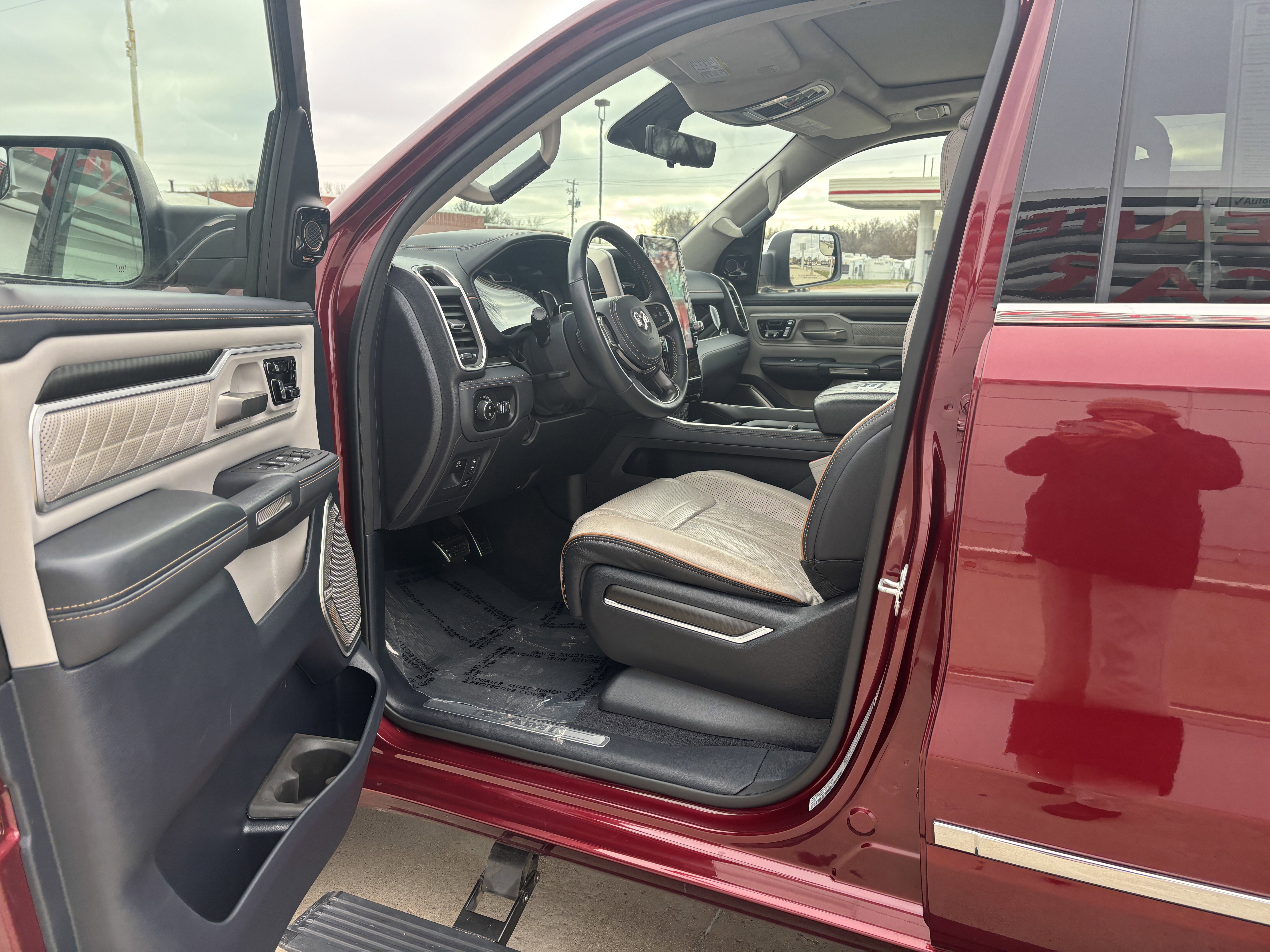 Certified 2025 RAM 1500 Tungsten w/ Bed Utility Group image 12