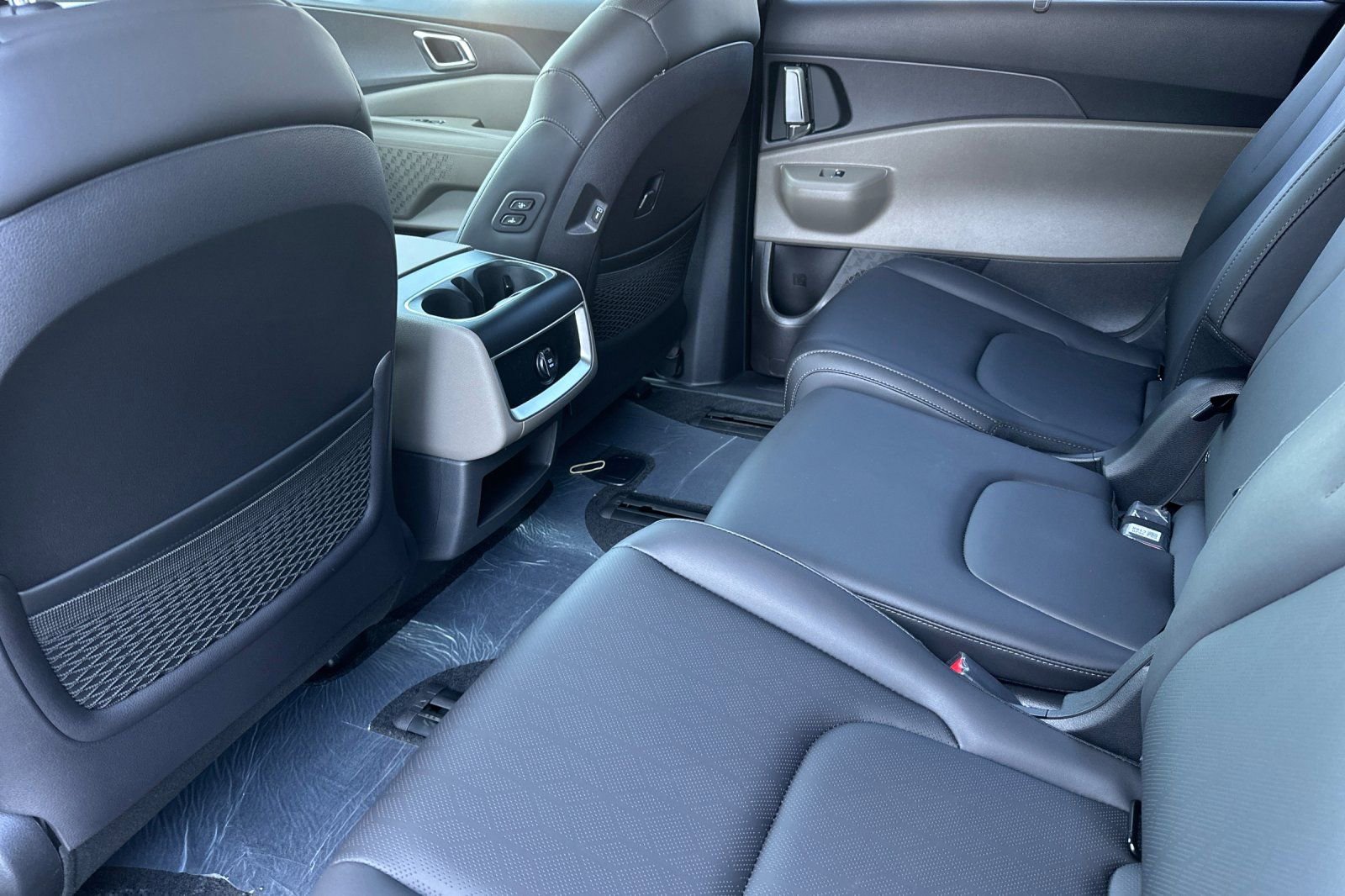 New 2026 Kia Carnival EX image 12