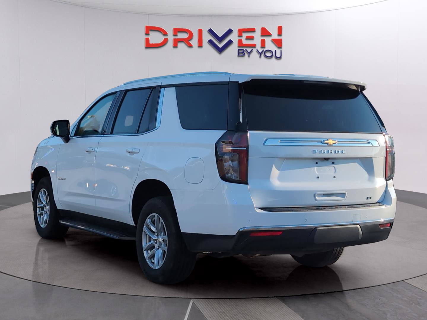 Used 2023 Chevrolet Tahoe LT image 3