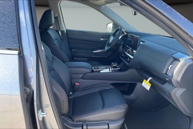New 2026 Nissan Pathfinder SL image 11