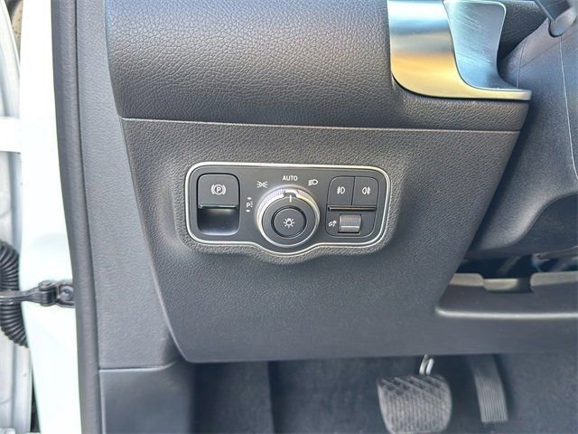 New 2026 Mercedes-Benz GLB 250 image 22