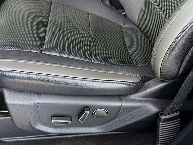 Used 2019 Ford F150 Raptor w/ Equipment Group 802A Luxury image 22