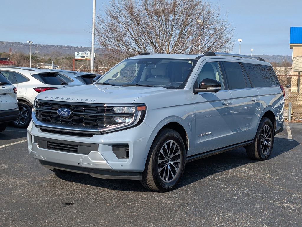 Used 2025 Ford Expedition Max Platinum image 3