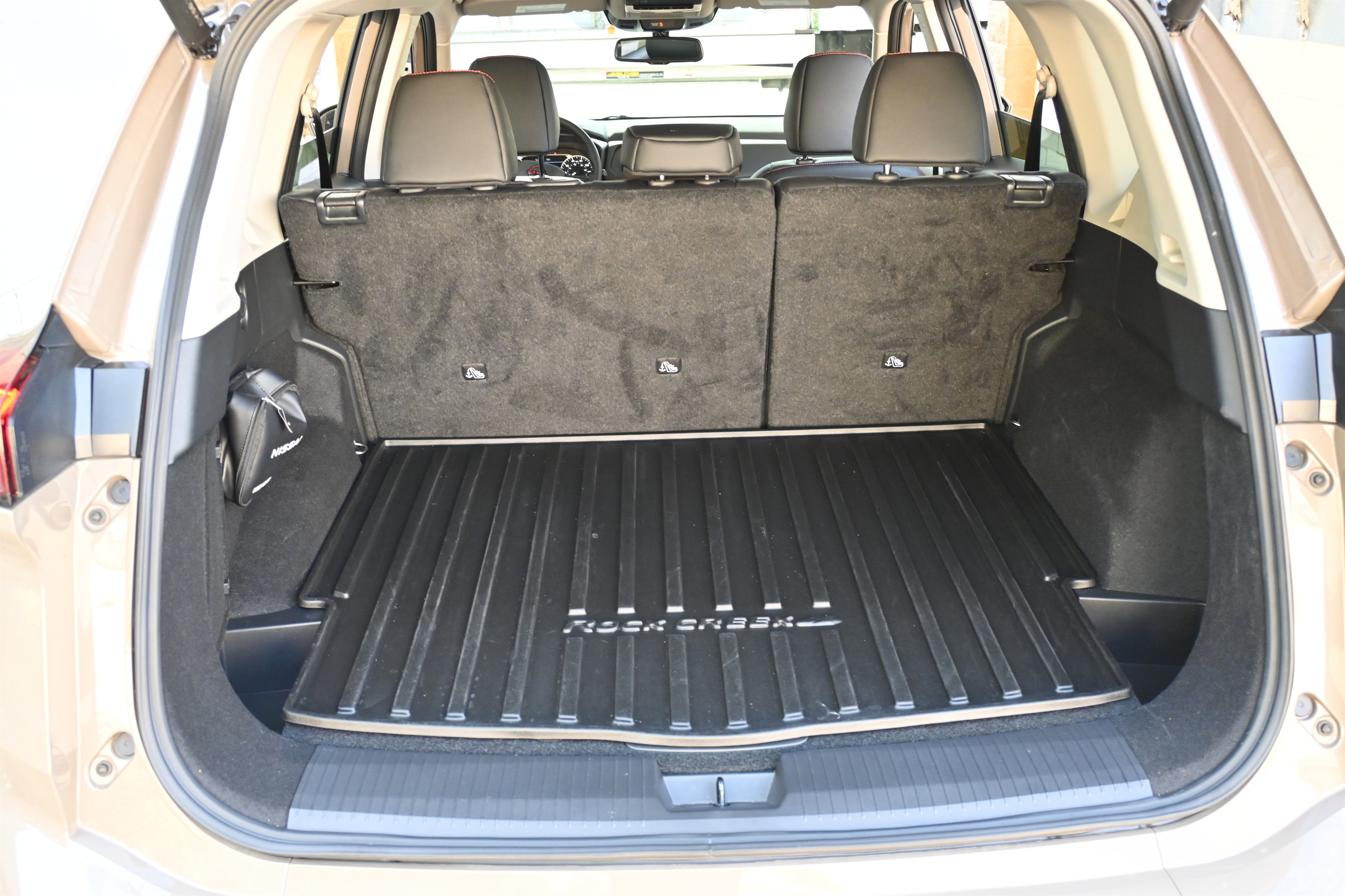 Used 2025 Nissan Rogue SV w/ Rock Creek Premium Package image 18