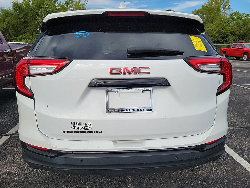 Used 2023 GMC Terrain SLE w/ Driver Convenience Package FWD image 5