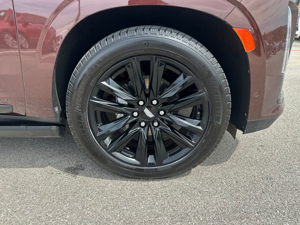 Used 2022 Cadillac Escalade Sport Platinum AWD/4WD image 13