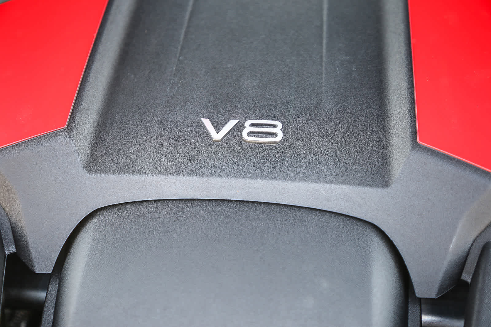 New 2025 Audi RS Q8 performance image 32