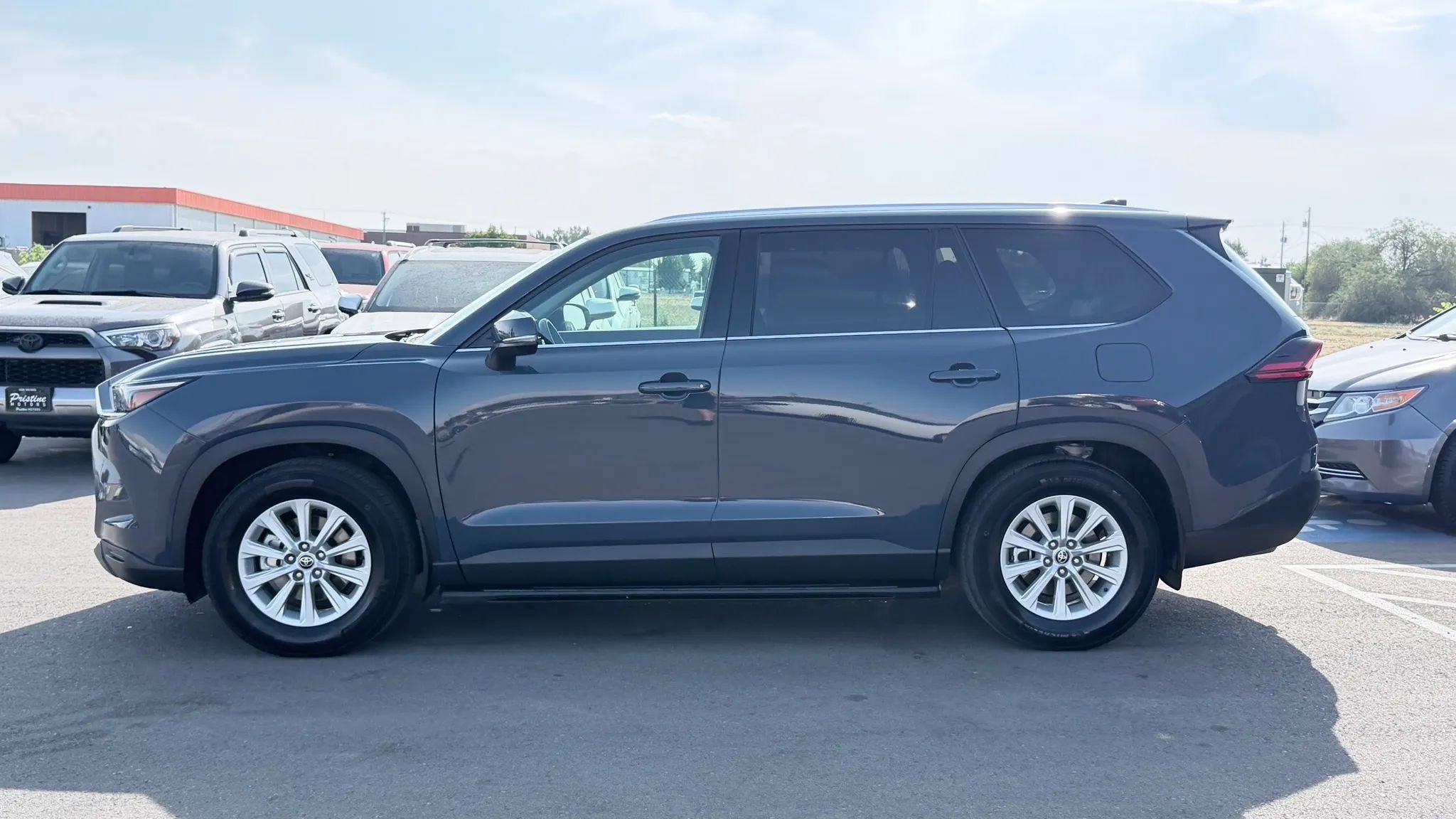 Used 2025 Toyota Grand Highlander AWD Hybrid image 9