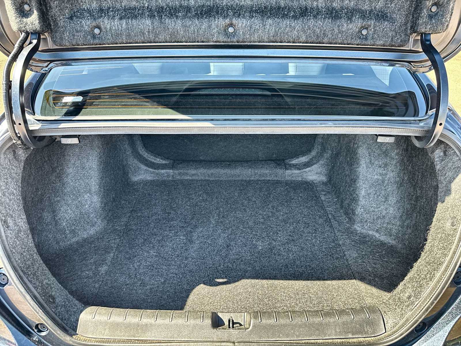 Used 2019 Honda Insight Touring image 17