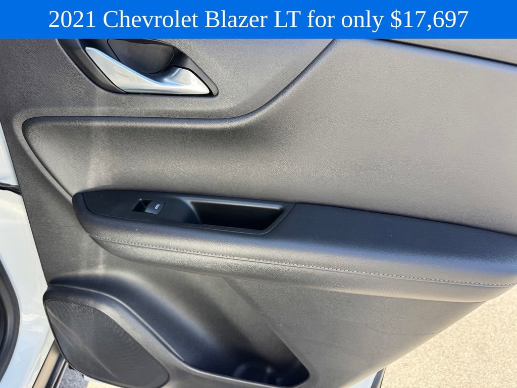 Used 2021 Chevrolet Blazer LT FWD image 12