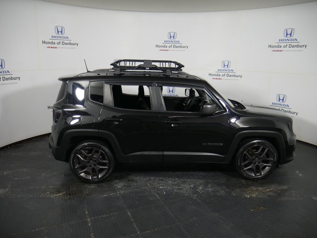 Used 2021 Jeep Renegade Latitude image 3