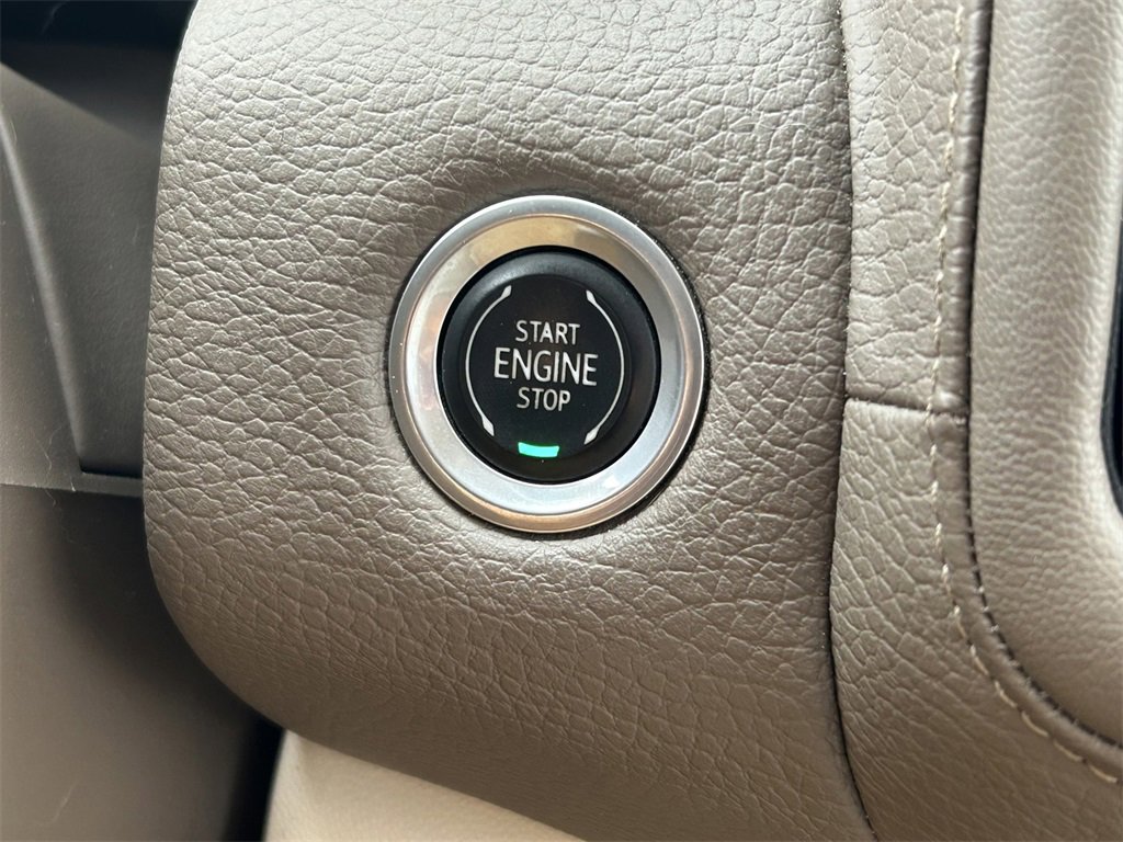 Used 2021 GMC Yukon Denali w/ Denali Ultimate Package image 36