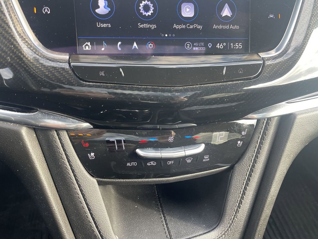 Used 2023 Cadillac XT6 Sport w/ Technology Package image 18