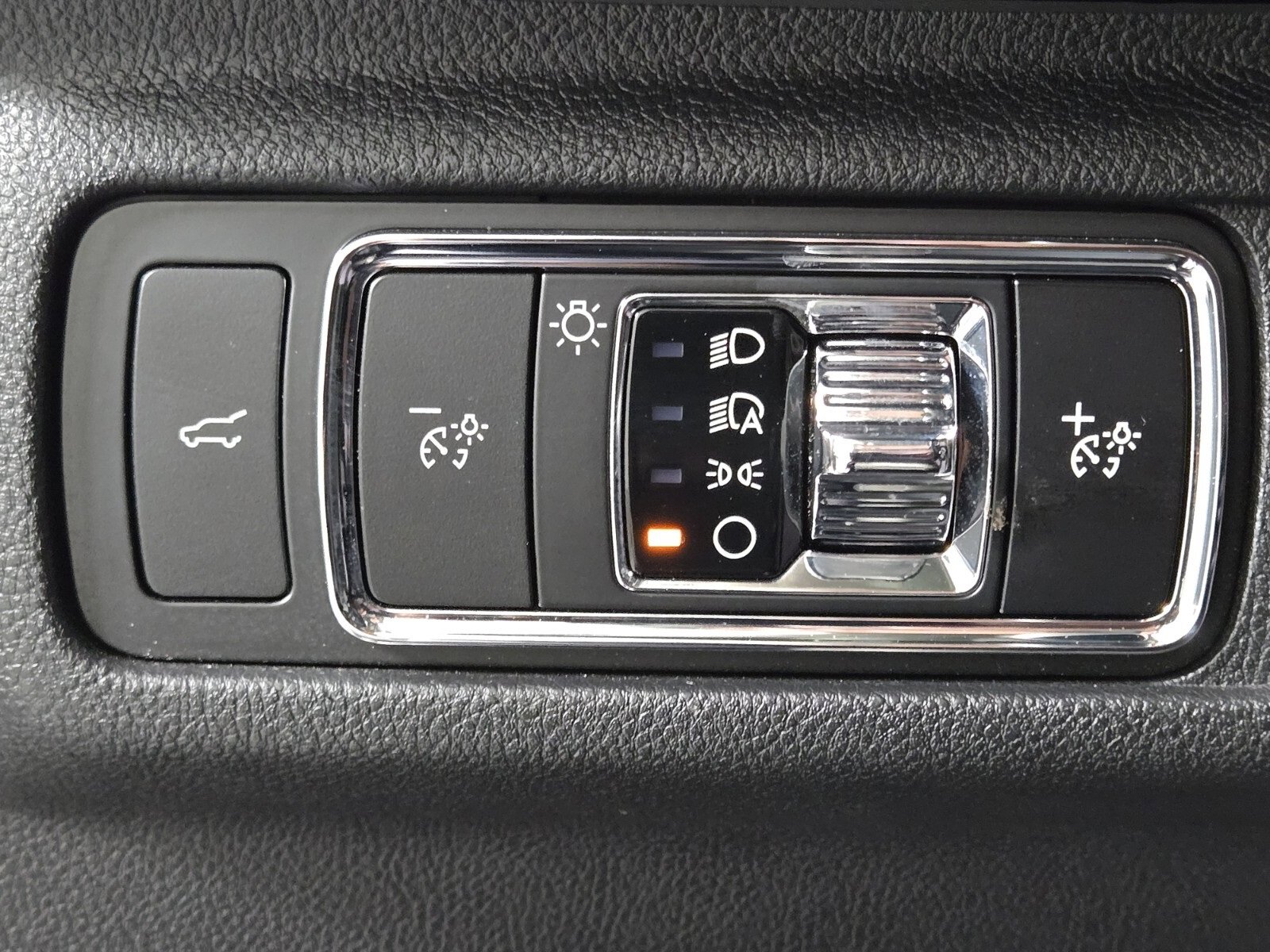 Used 2023 Lincoln Corsair Reserve image 23