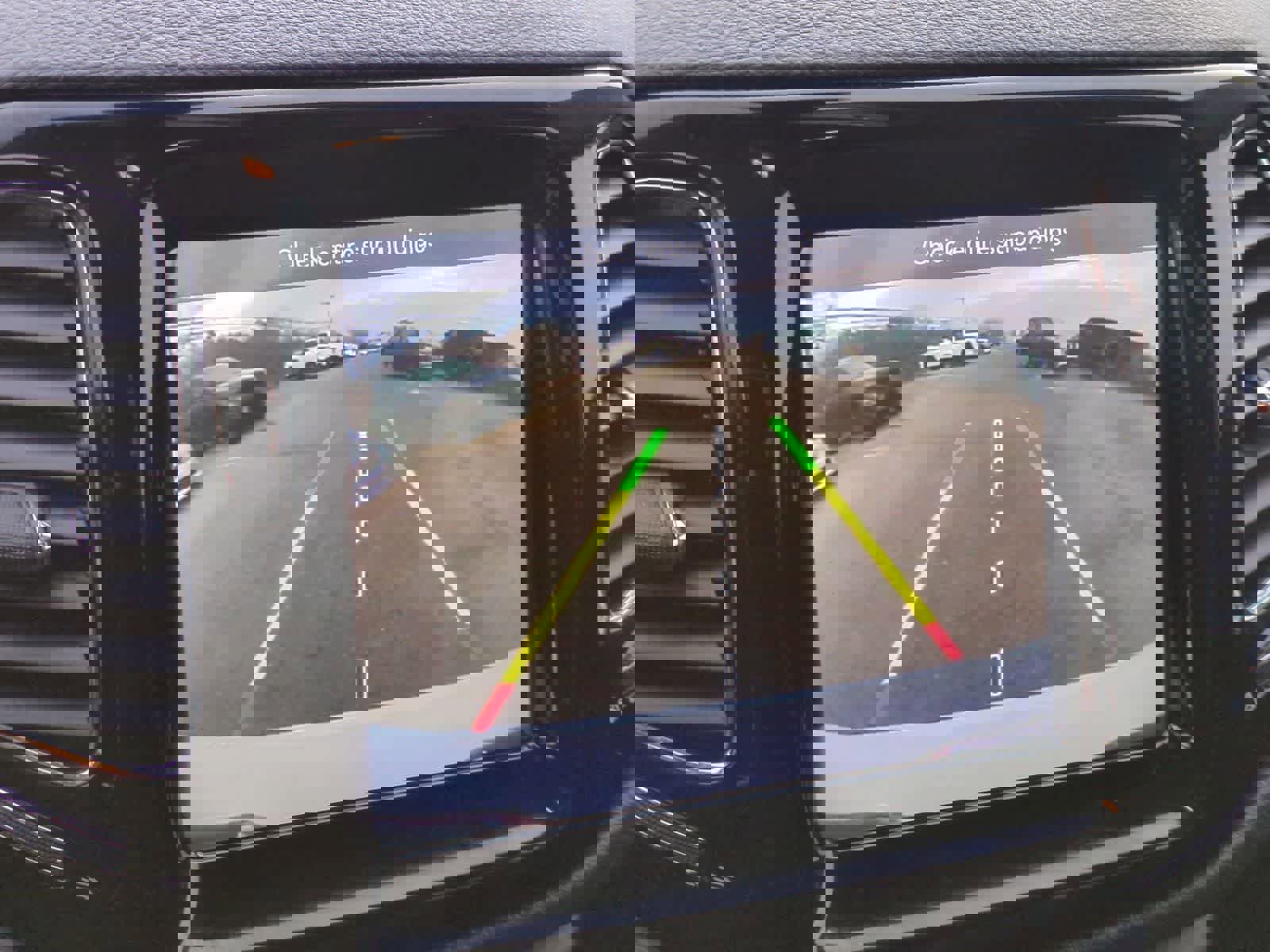 Certified 2018 Jeep Compass Limited image 29