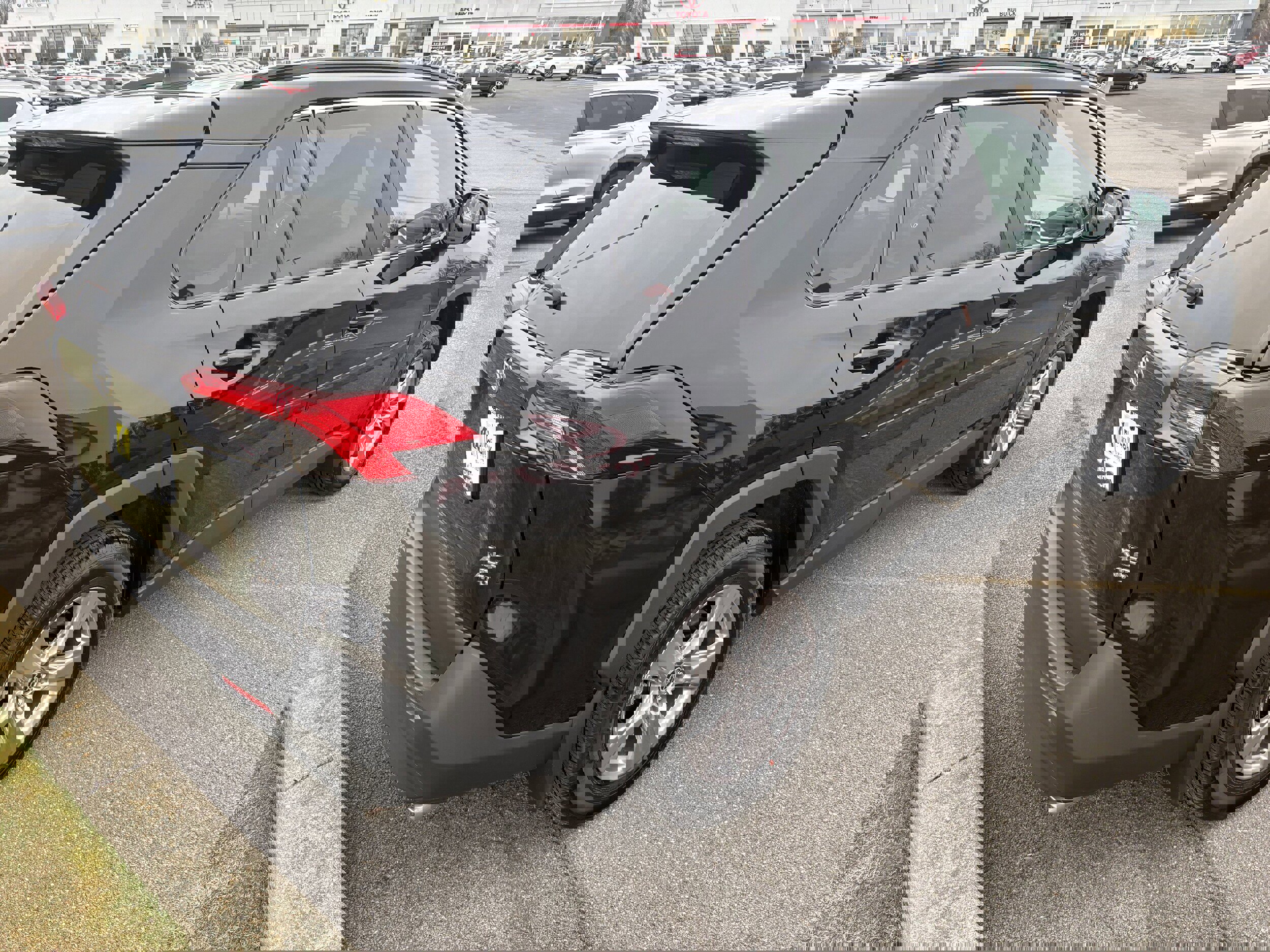 Certified 2025 Toyota RAV4 XLE image 6