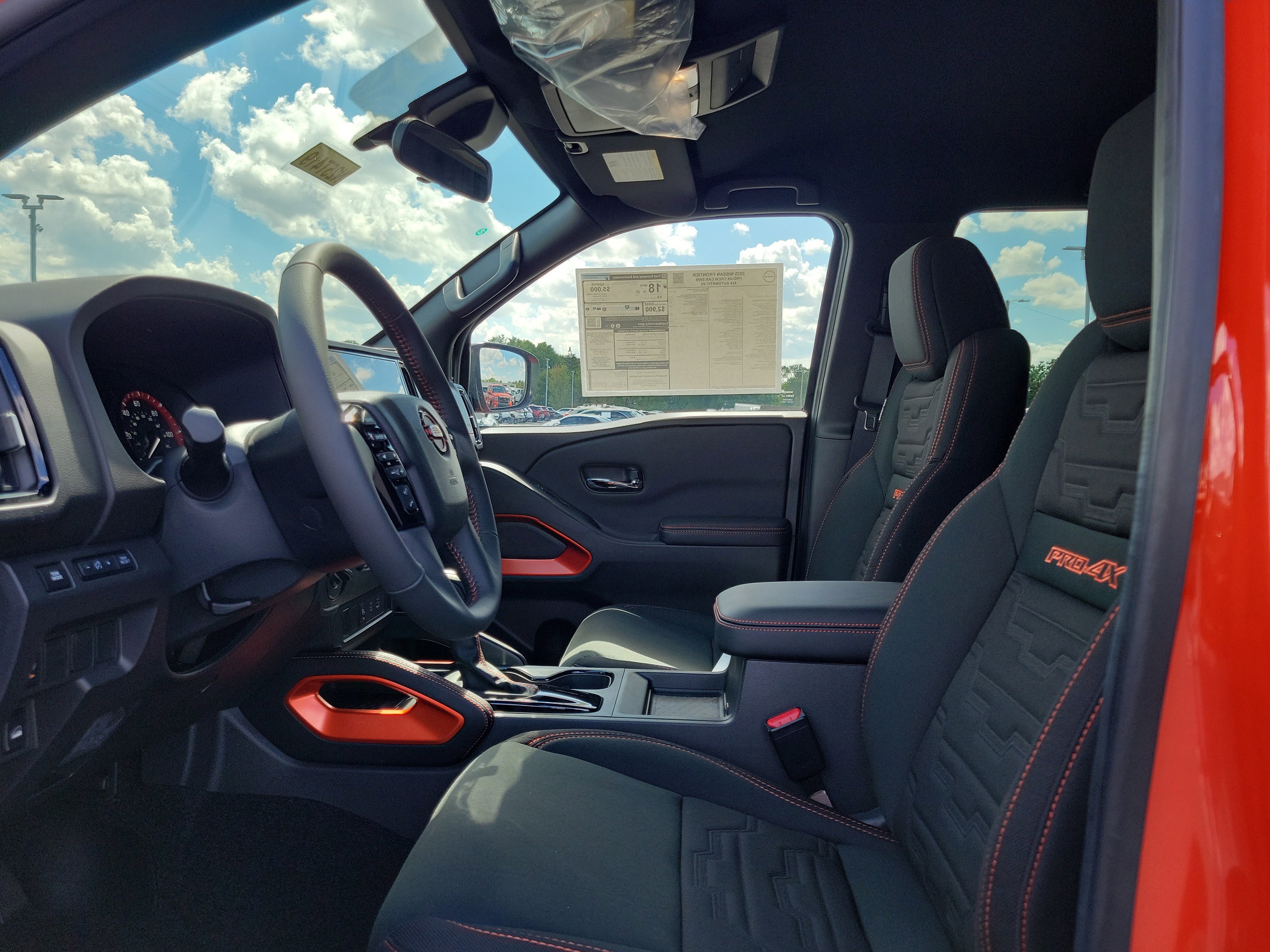 New 2025 Nissan Frontier PRO-4X image 15
