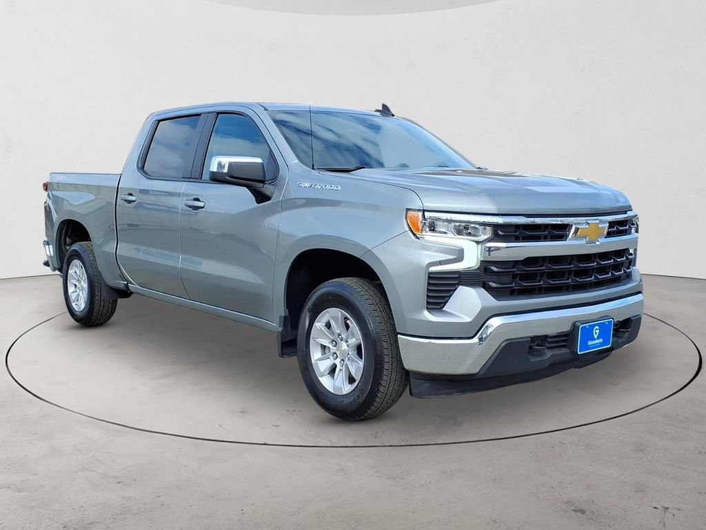 Certified 2026 Chevrolet Silverado 1500 LT image 3