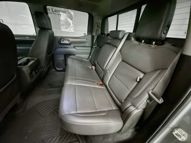 Used 2025 Chevrolet Silverado 1500 LT Trail Boss w/ Convenience Package II AWD/4WD image 26