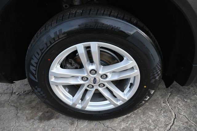 Used 2020 Ford Explorer XLT w/ Comfort Package AWD/4WD image 12