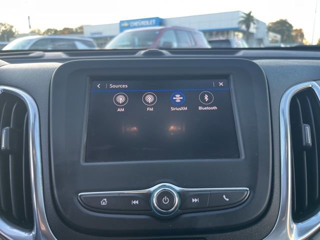 Used 2023 Chevrolet Equinox LT image 25