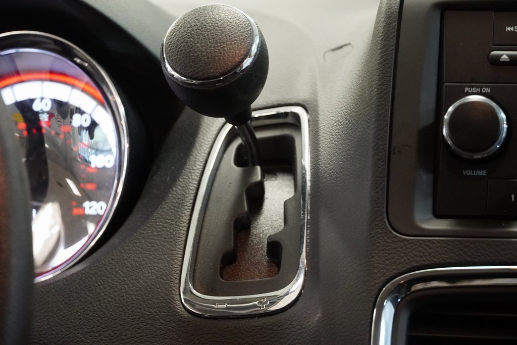 Used 2016 Dodge Grand Caravan SE w/ Quick Order Package 29E SE image 19