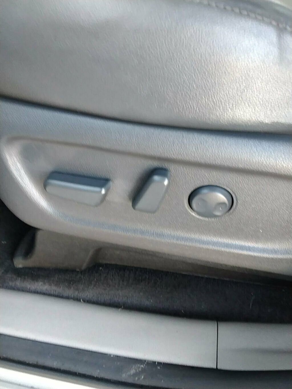 Used 2018 Kia Sedona LX w/ LX Essentials Premium Package image 8