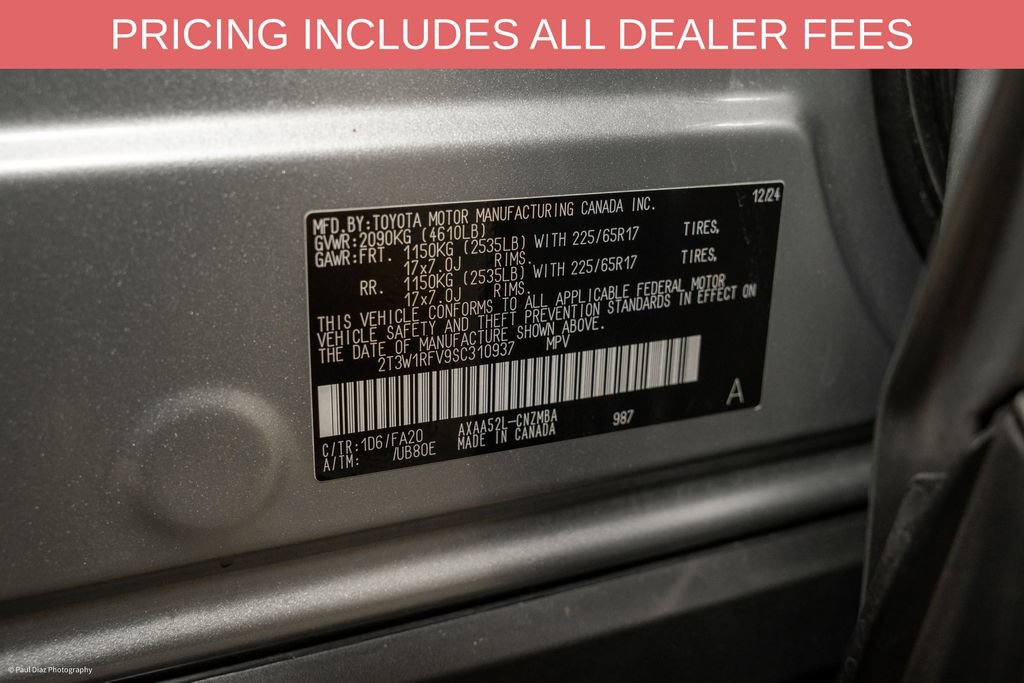 Used 2025 Toyota RAV4 XLE FWD image 19