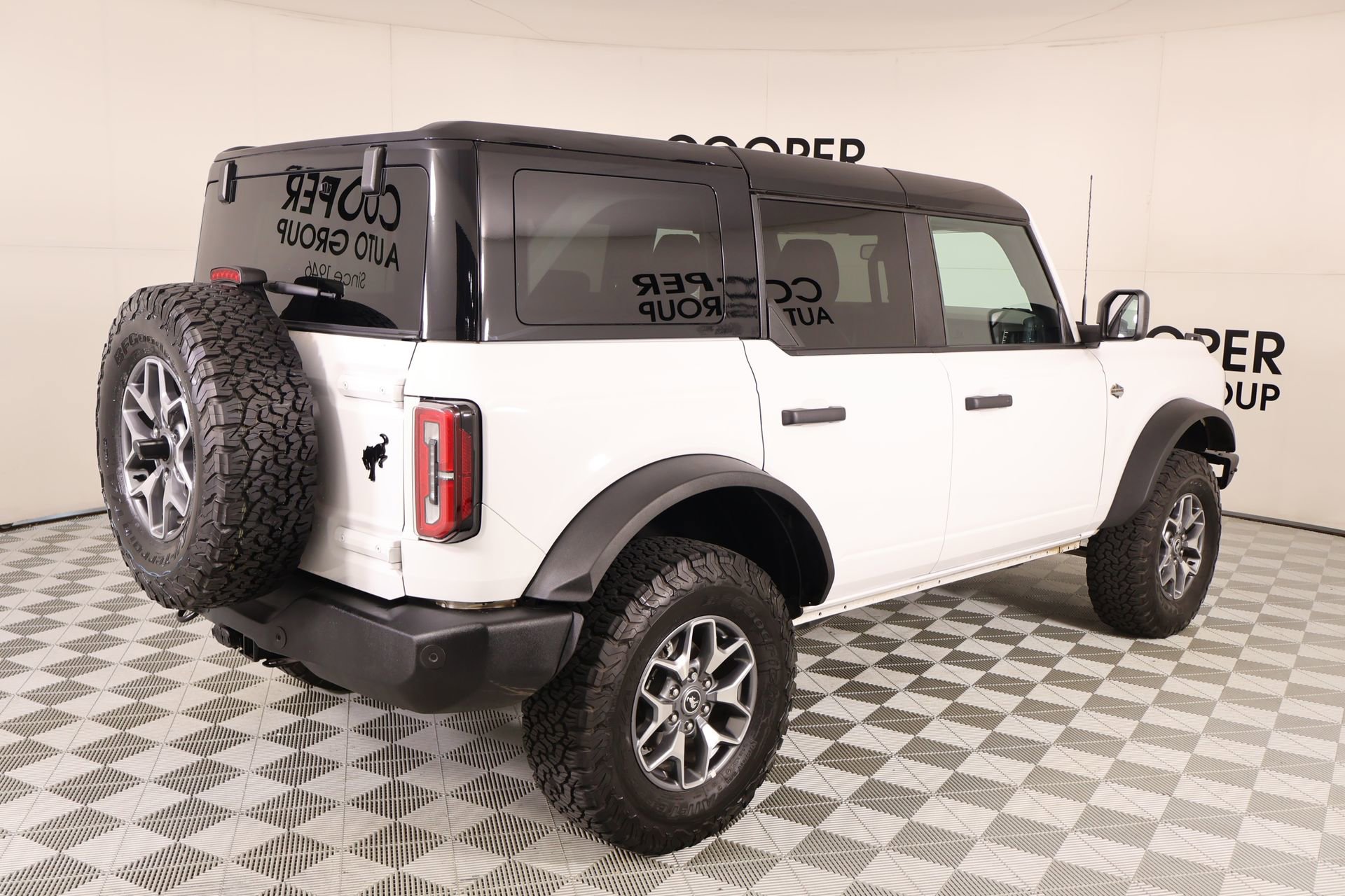 Used 2024 Ford Bronco Wildtrak AWD/4WD image 21