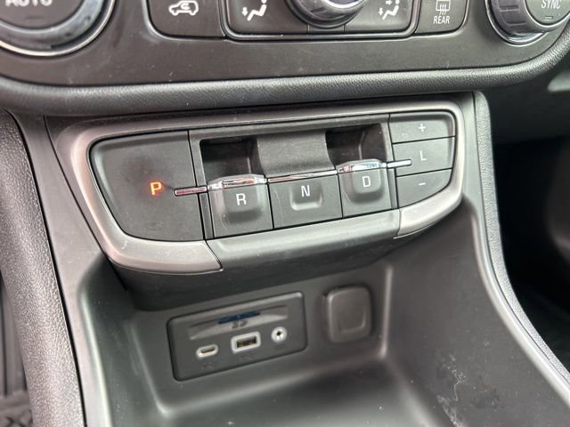 Used 2023 GMC Terrain AT4 AWD/4WD image 27