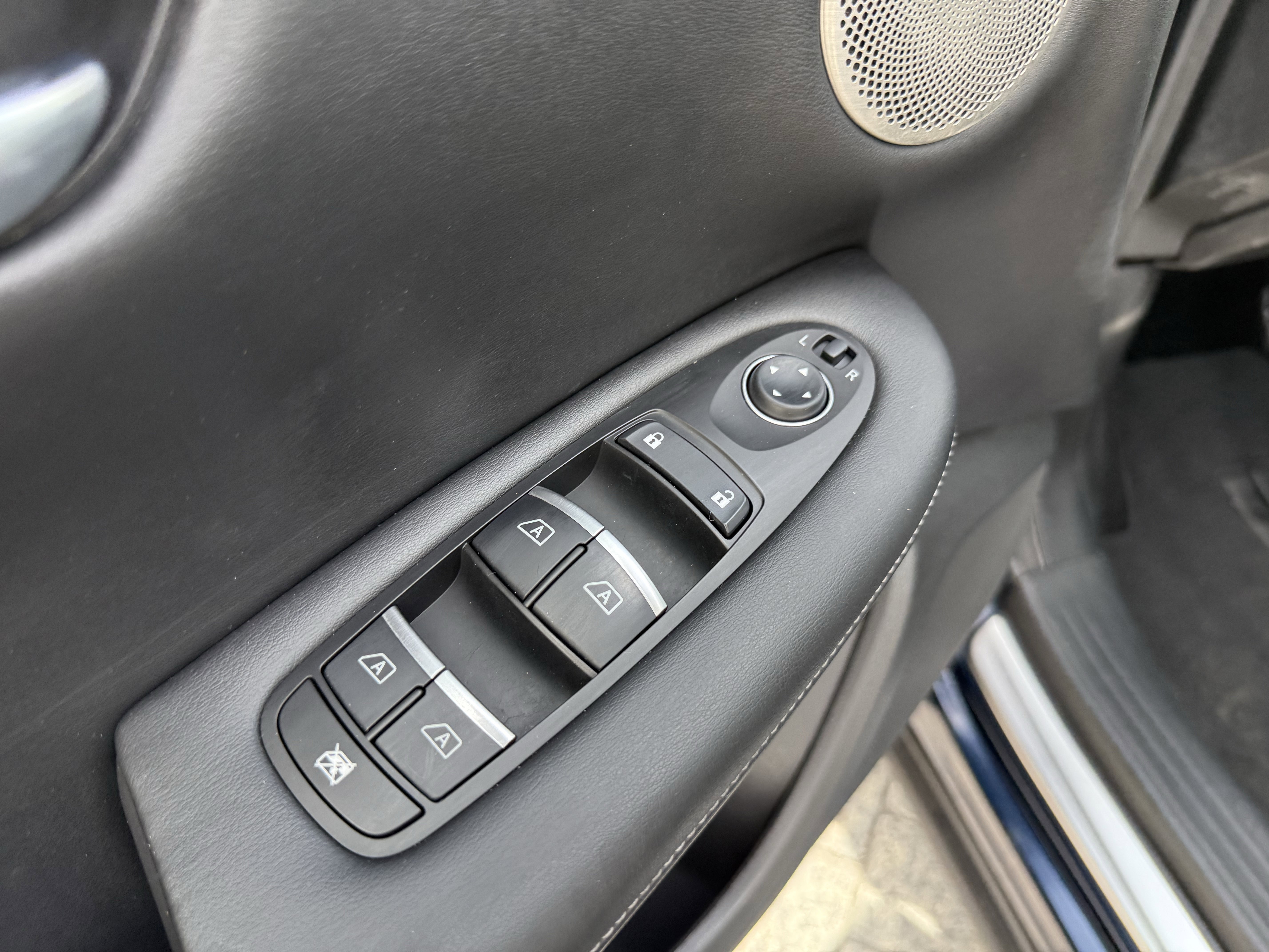 Used 2021 INFINITI QX50 Sensory FWD image 11