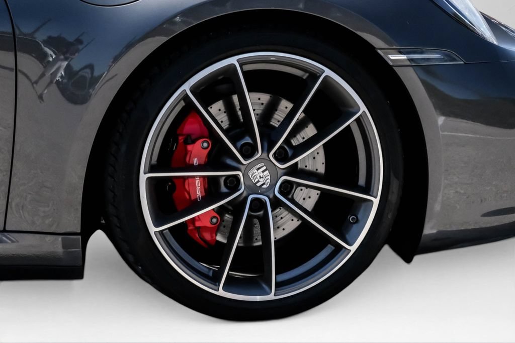 Used 2021 Porsche 911 Cabriolet image 43