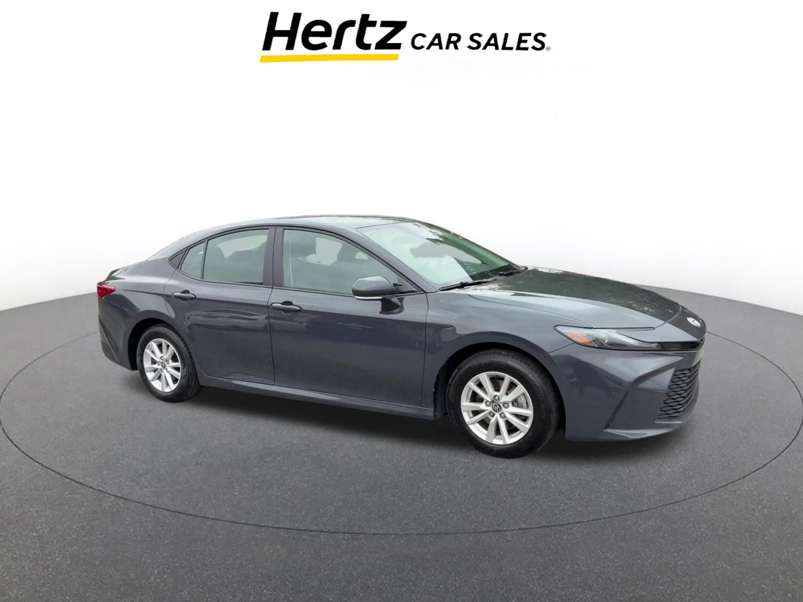 Used 2025 Toyota Camry LE FWD image 1