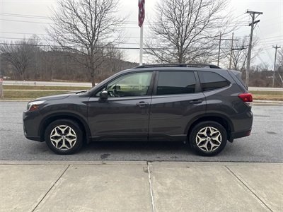 Used 2021 Subaru Forester Premium image 42