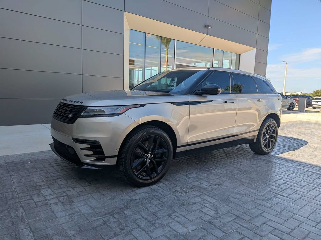 Certified 2026 Land Rover Range Rover Velar Dynamic SE AWD/4WD image 9