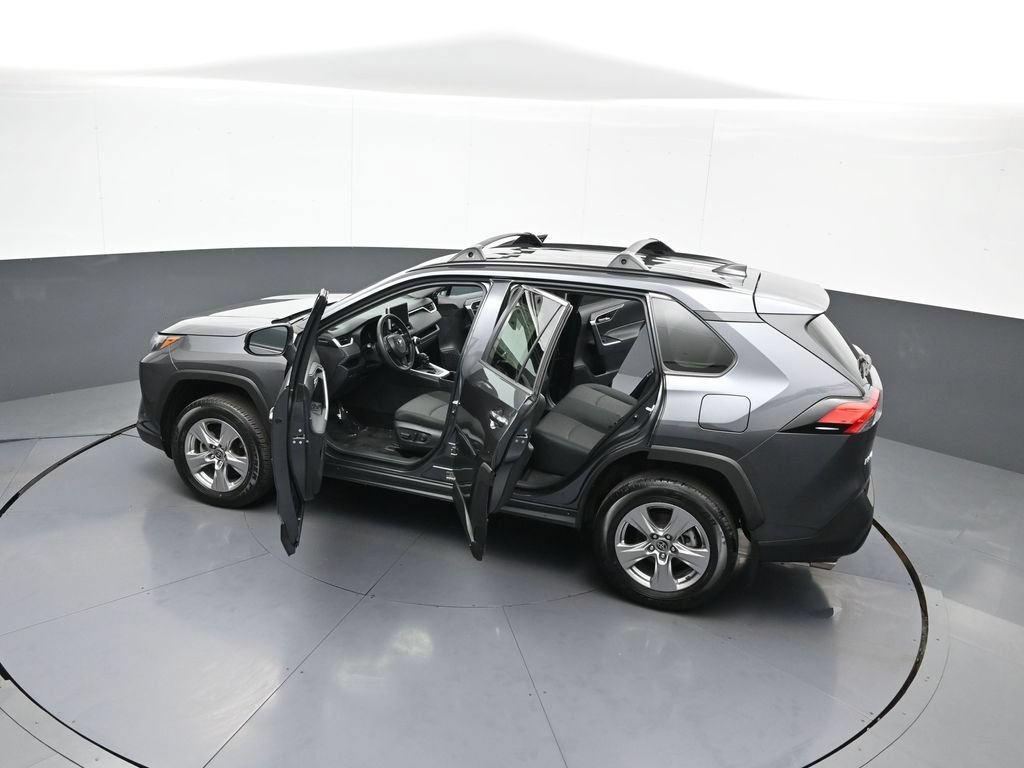 Used 2023 Toyota RAV4 XLE AWD/4WD image 42