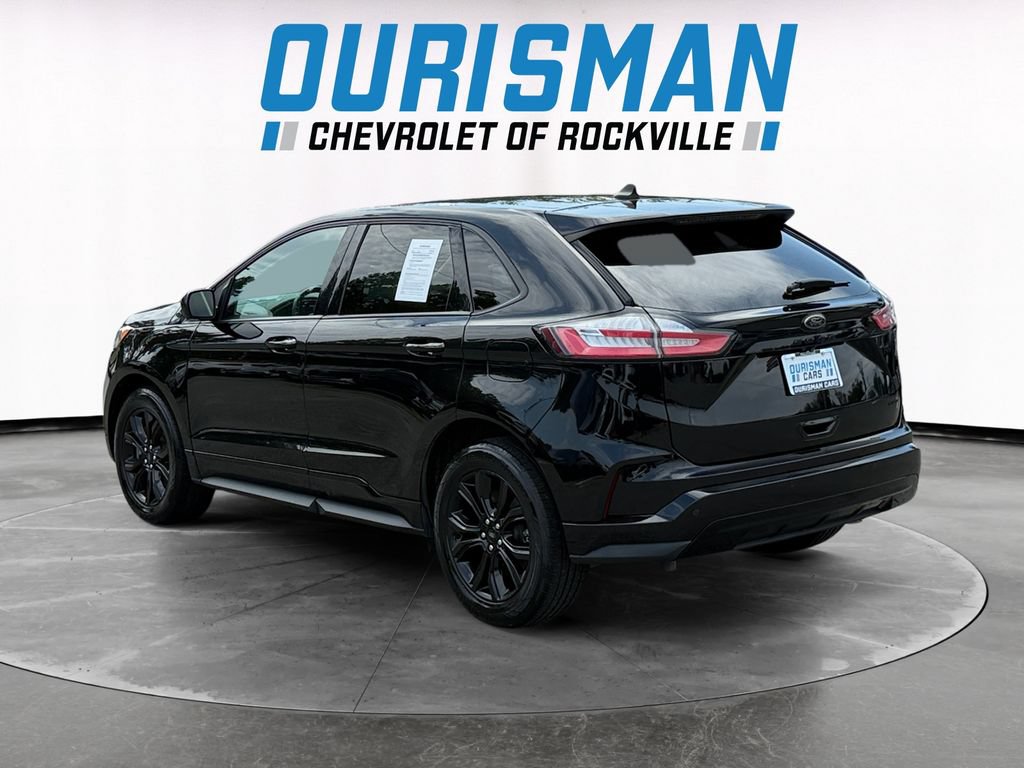 Used 2022 Ford Edge SE w/ Black Appearance Package AWD/4WD image 4