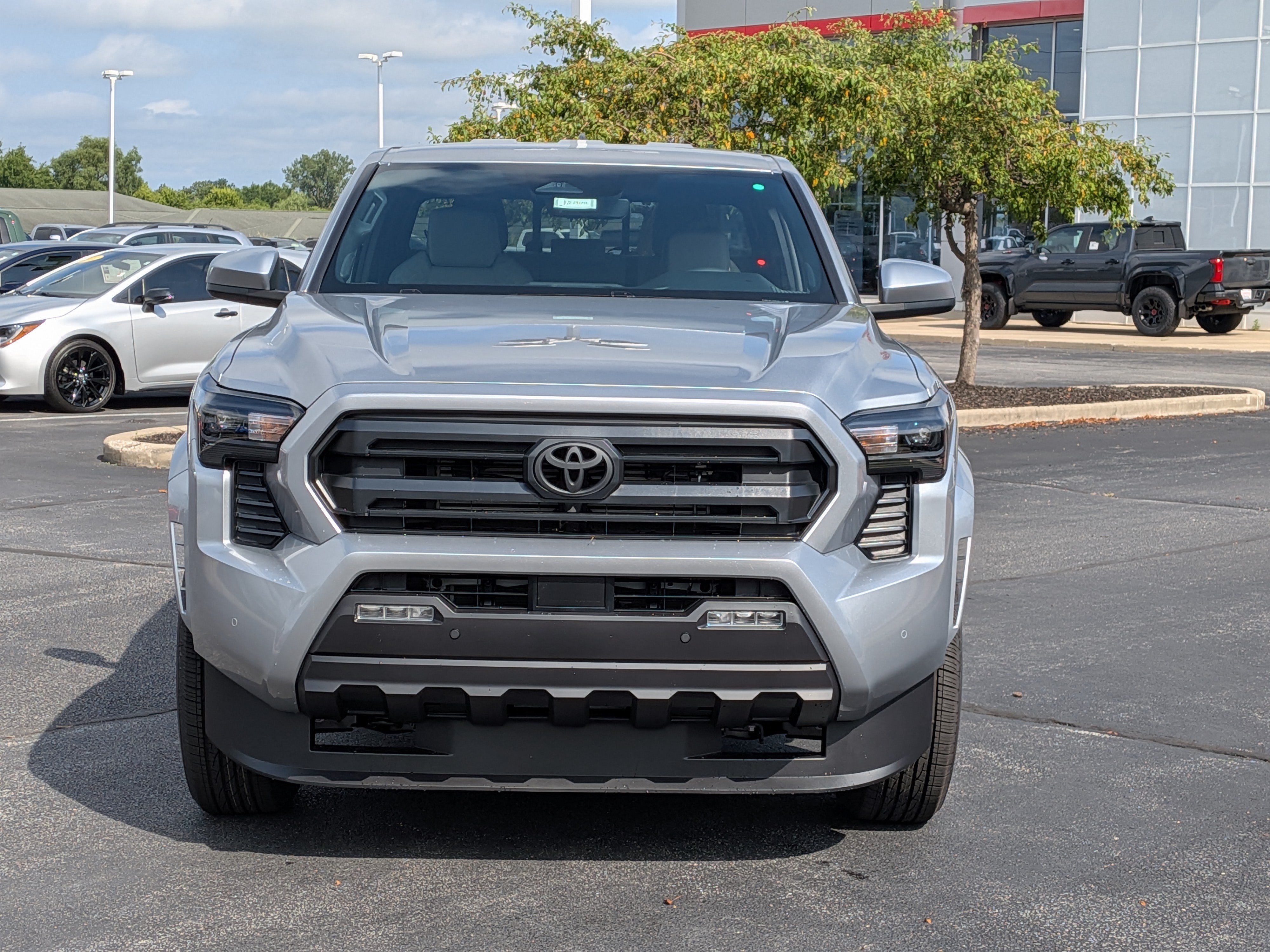 New 2026 Toyota Tacoma SR5 AWD/4WD image 2