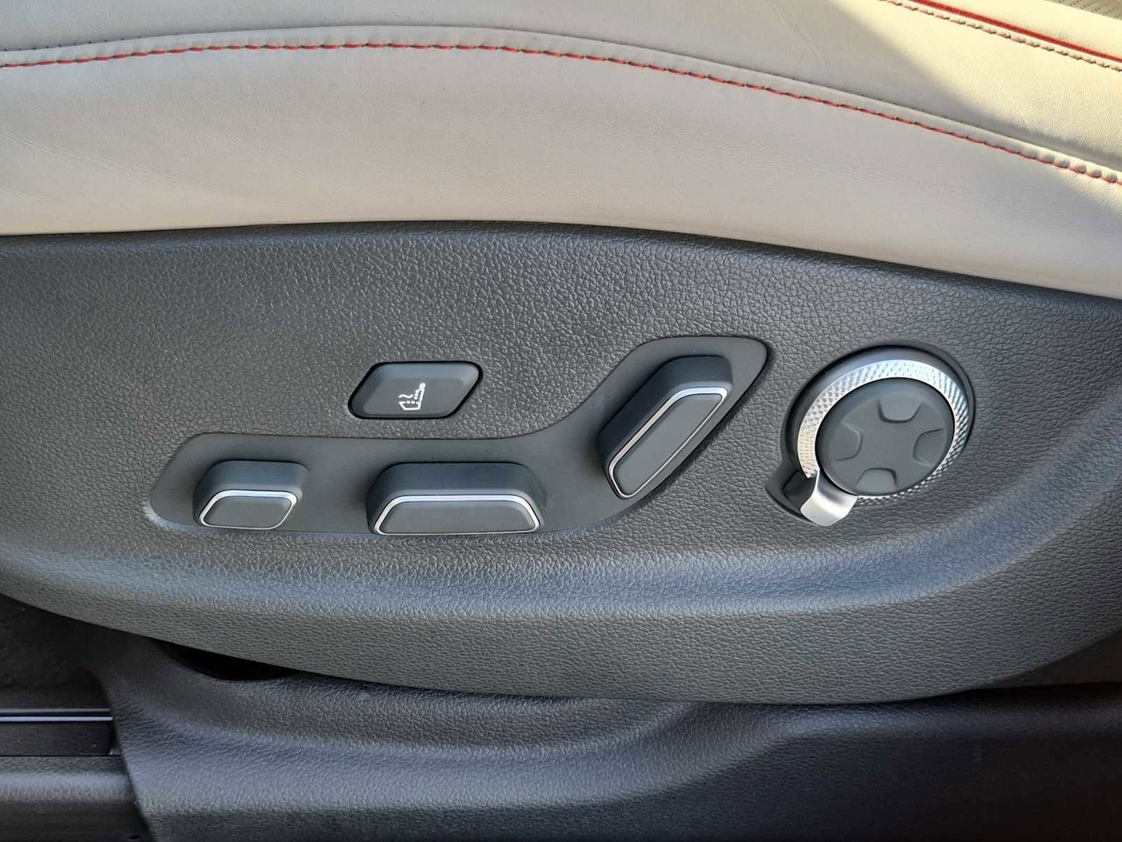 Used 2025 Genesis GV80 3.5T image 16