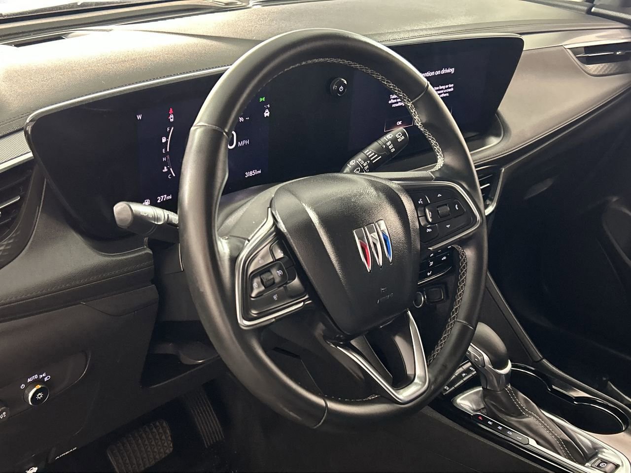 Used 2025 Buick Encore GX Preferred image 13