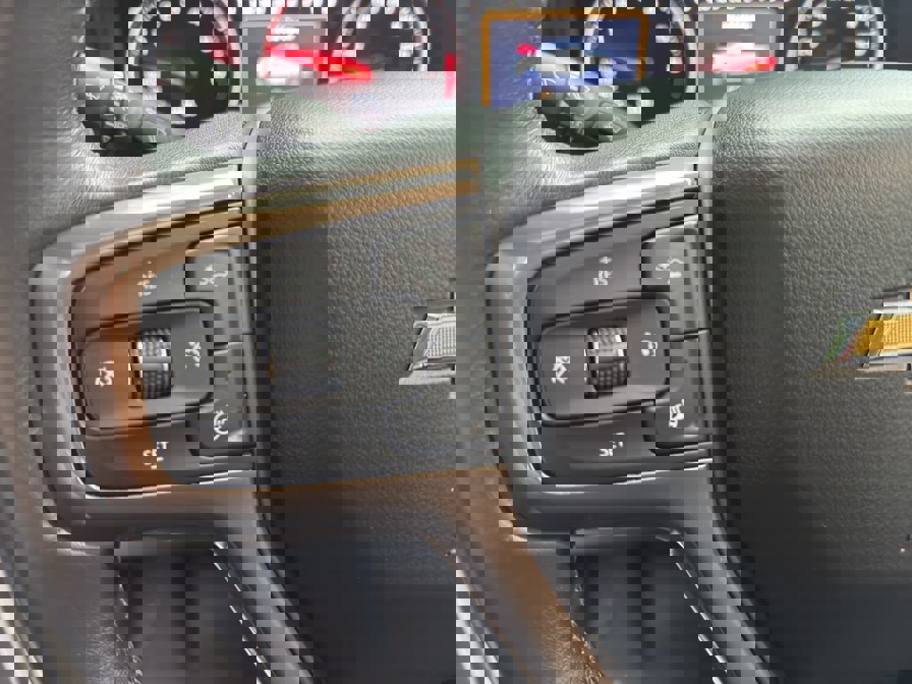 Used 2021 Chevrolet Silverado 1500 High Country w/ Technology Package image 19