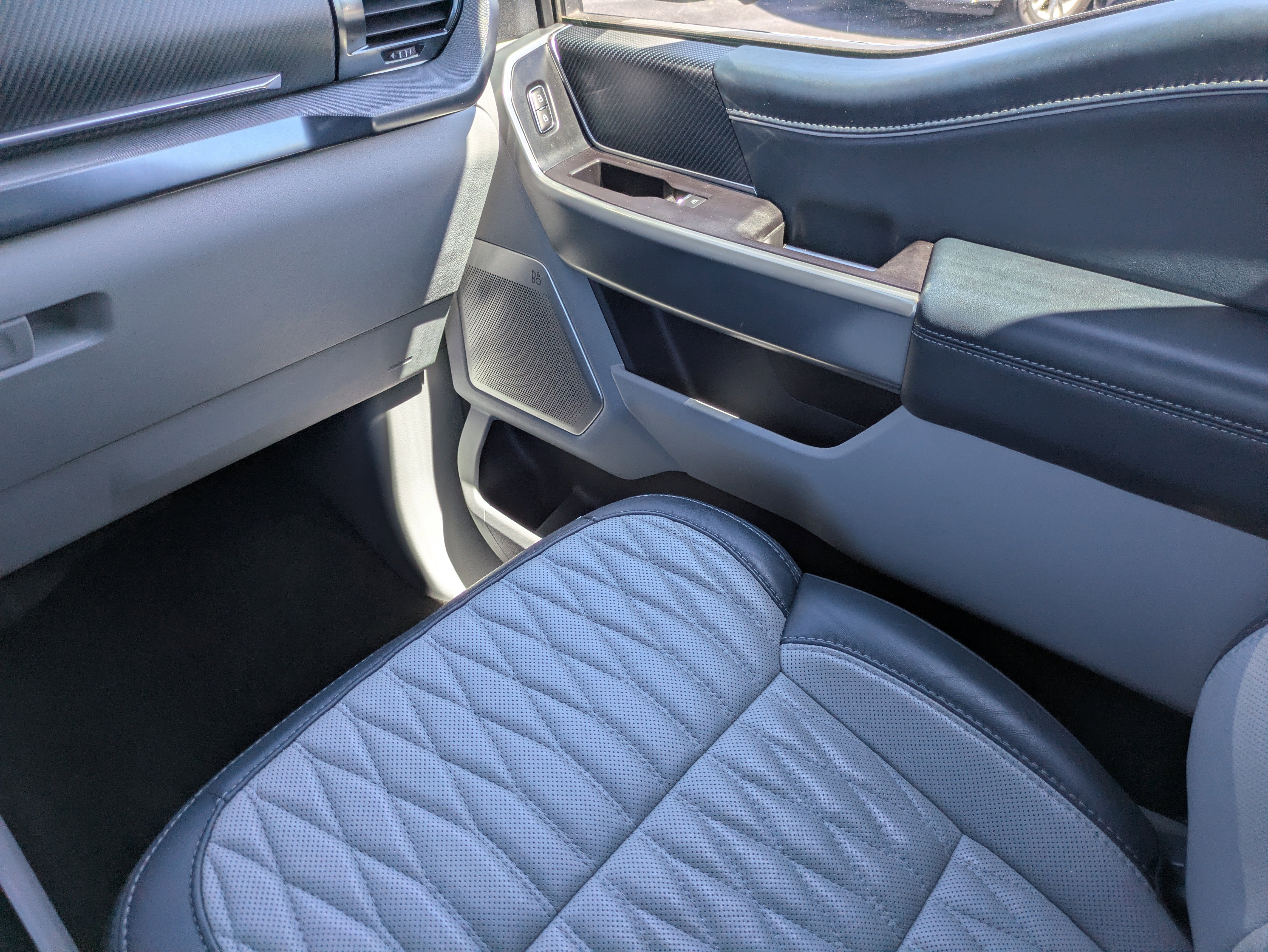 Used 2021 Ford F150 Limited image 11