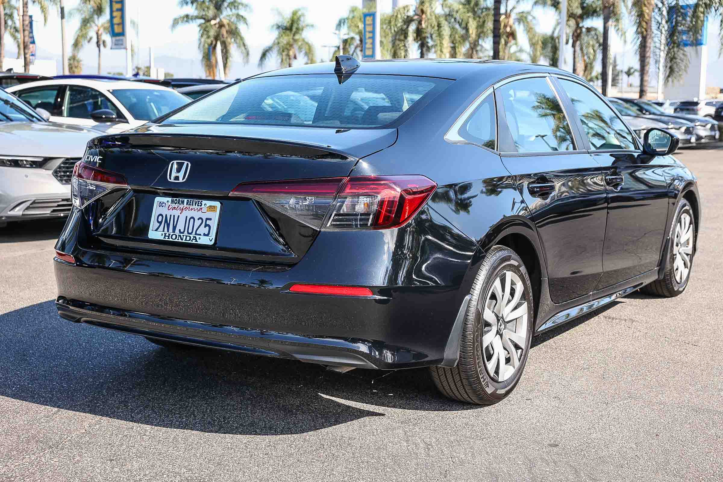 Used 2025 Honda Civic LX image 7