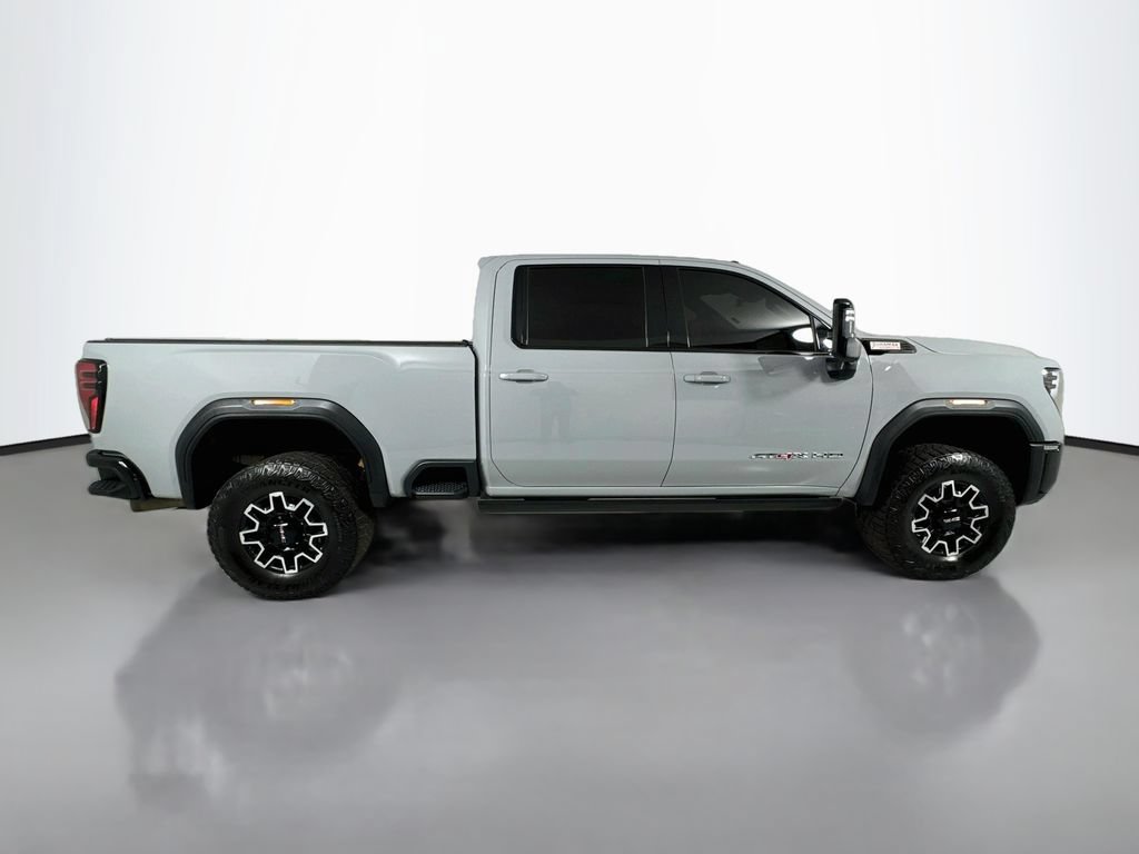 Used 2025 GMC Sierra 2500 AT4X AWD/4WD image 8