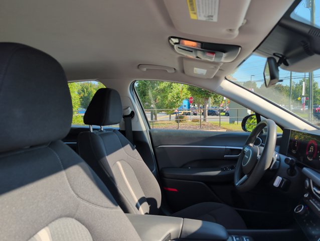 Used 2025 Hyundai Sonata SEL AWD/4WD image 27