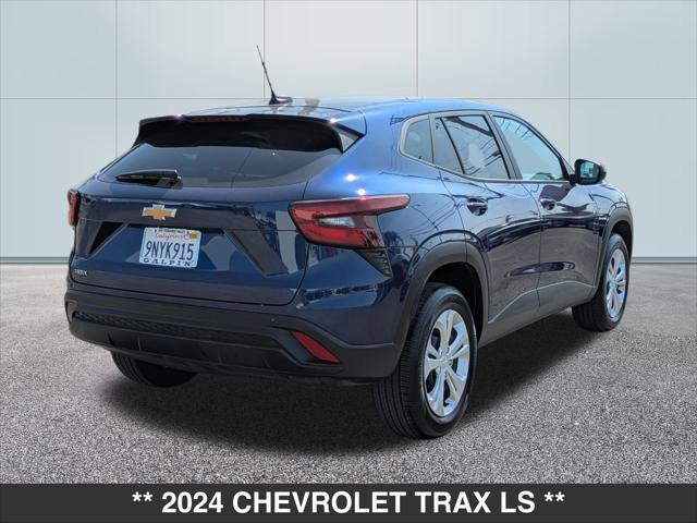 Used 2024 Chevrolet Trax LS image 5