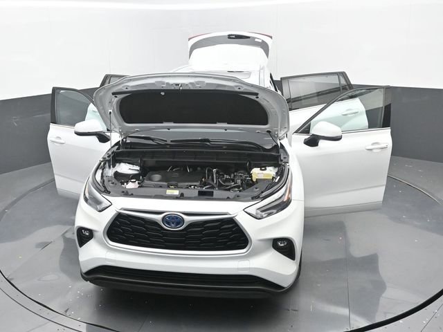 Used 2022 Toyota Highlander XLE image 35